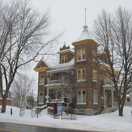 乐圣洛朗100公寓 Louiseville 外观 照片